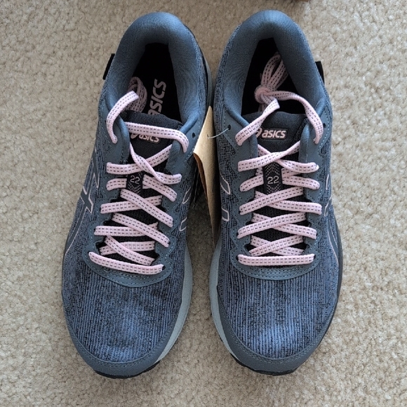Asics Gray and Pink Sneakers with Waterproof Design - Picture 4 of 4